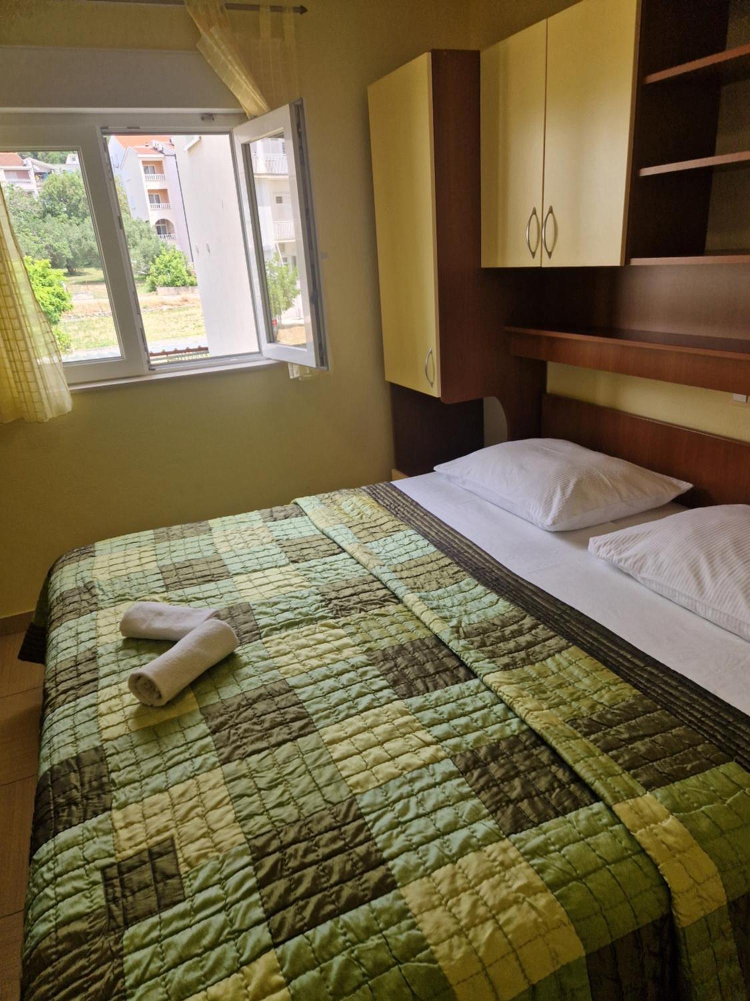 Villa Grgo Apartments Tučepi Exteriör bild
