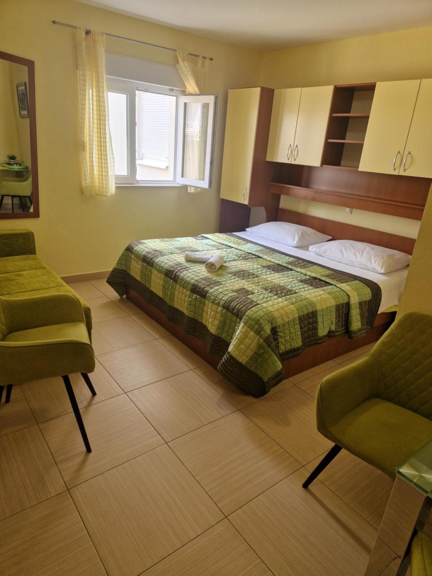 Villa Grgo Apartments Tučepi Exteriör bild